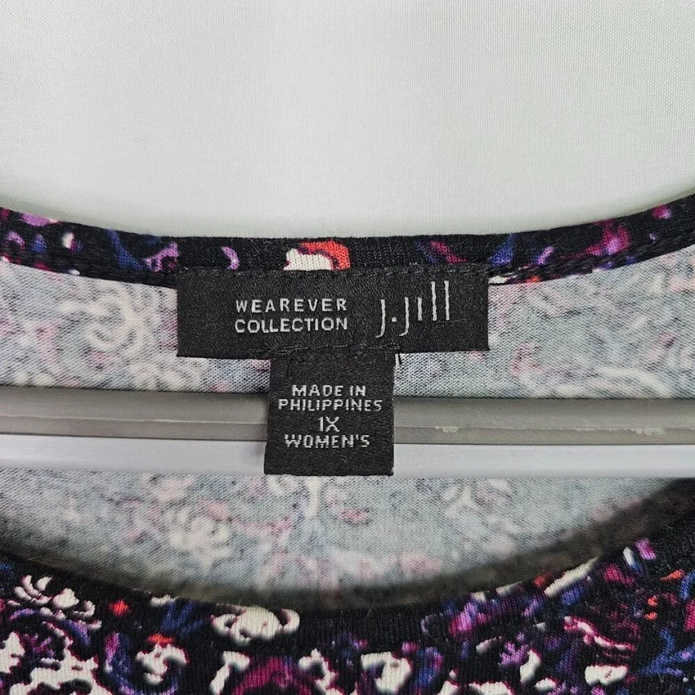 J. Jill Wearever Collection Sleeveless Top Shirt size 1X PURPLE PAISLEY Floral - Picture 4 of 6